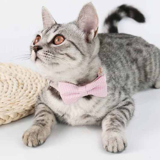Fetch Peak Bow Tie Cat Collar